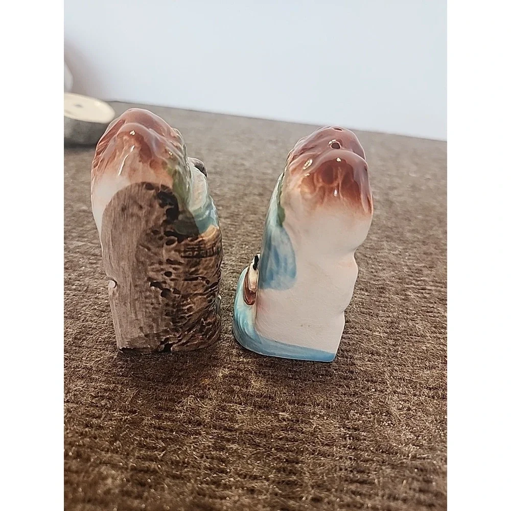 Salt & Pepper Shakers‎ Niagara Falls Made In Japan 4in Tall 2 1/2 in Wide